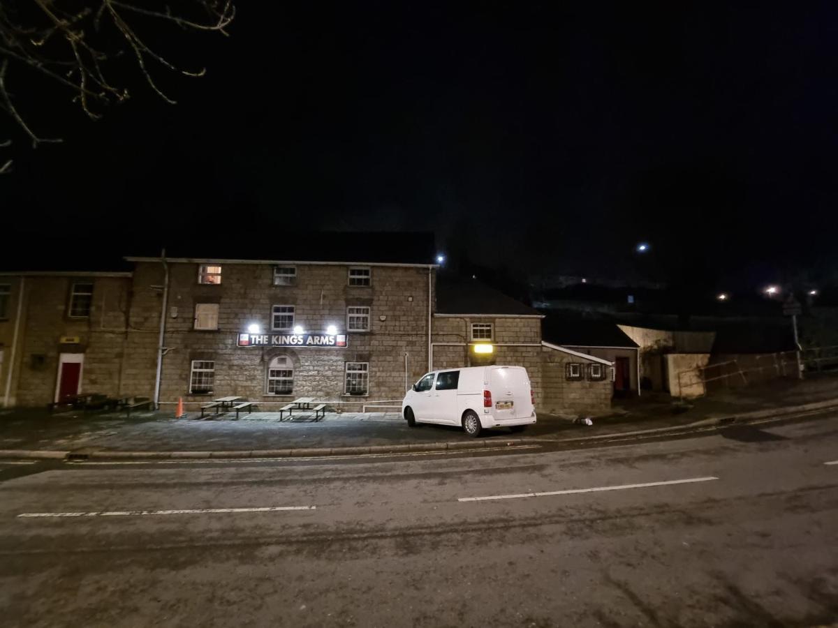 Kings Arms Guest House Ebbw Vale Exterior foto